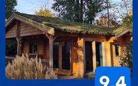 HderH - Eco Lodge op vakantiepark De IJsvogel, zwembaden, kids fun, natuur en rust